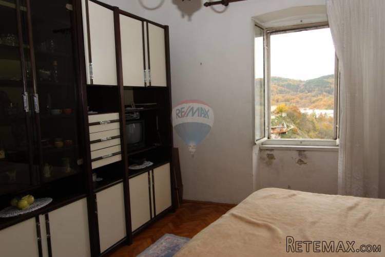 Kuća za adaptaciju u centru Pazina - 4