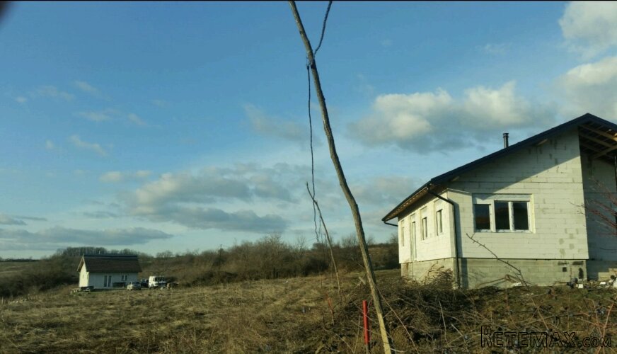 Prodajem plac u Sremcici - 4