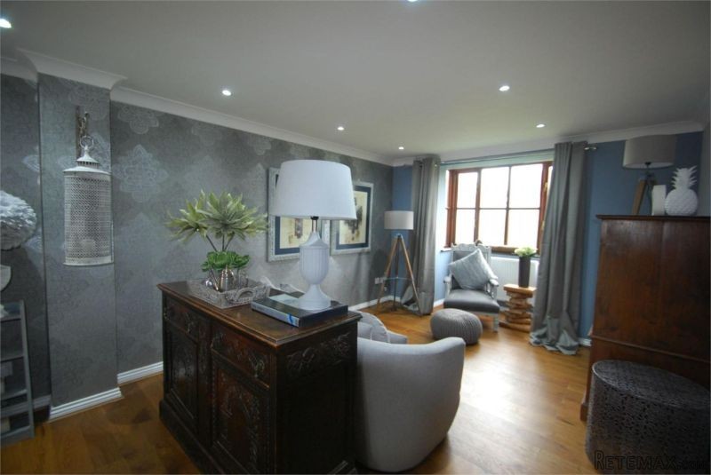 3 Bedroom Detached House - 2