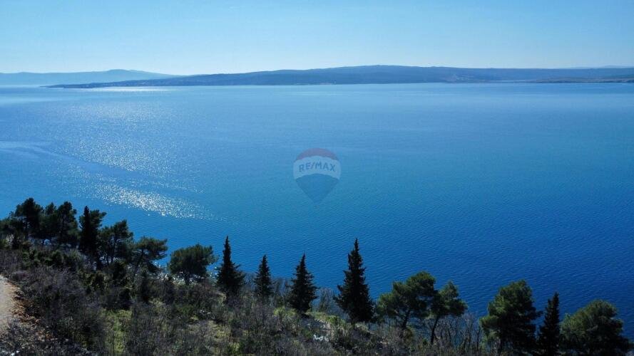 Crikvenica,Dramalj- građevinsko zemljište 1.red do mora
