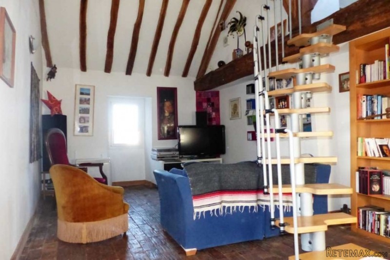 Lovely Character House and Nice Location - 2