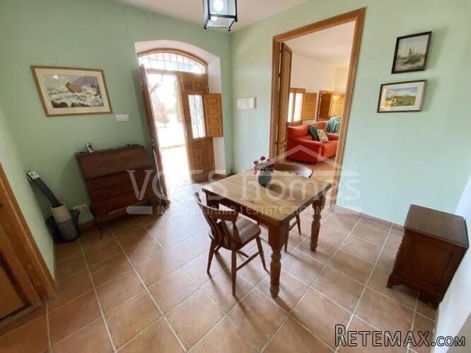 NEW & EXCLUSIVE TO VOSS HOMES - A huge 300m2, full of.. - 7