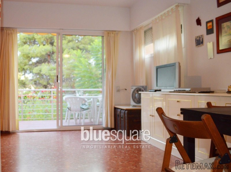 Quaint 1 bedroom apartment in sought..