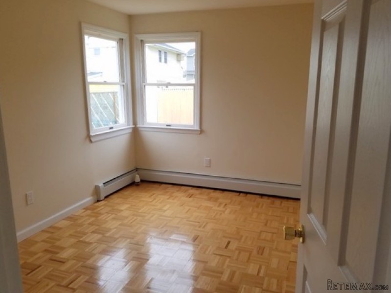 13 Lancaster Road Island Park, NY.. - 2