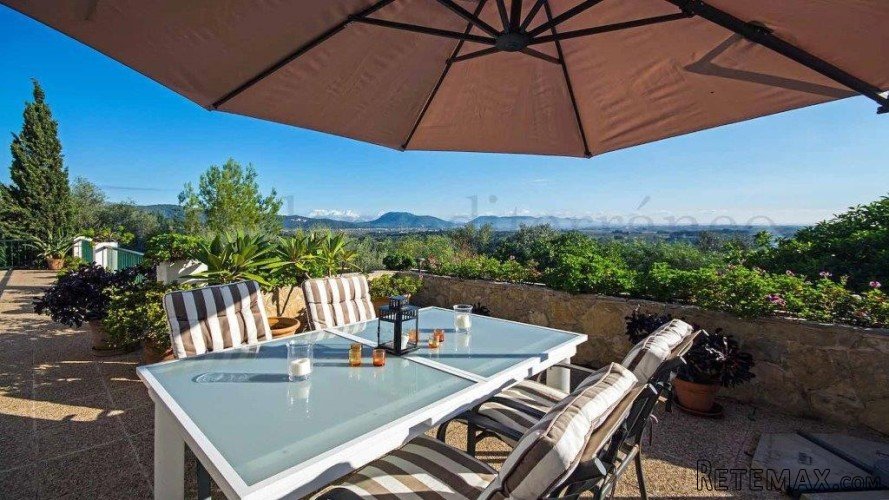 Lovely villa with one of the best views across from Alcudia.. - 3