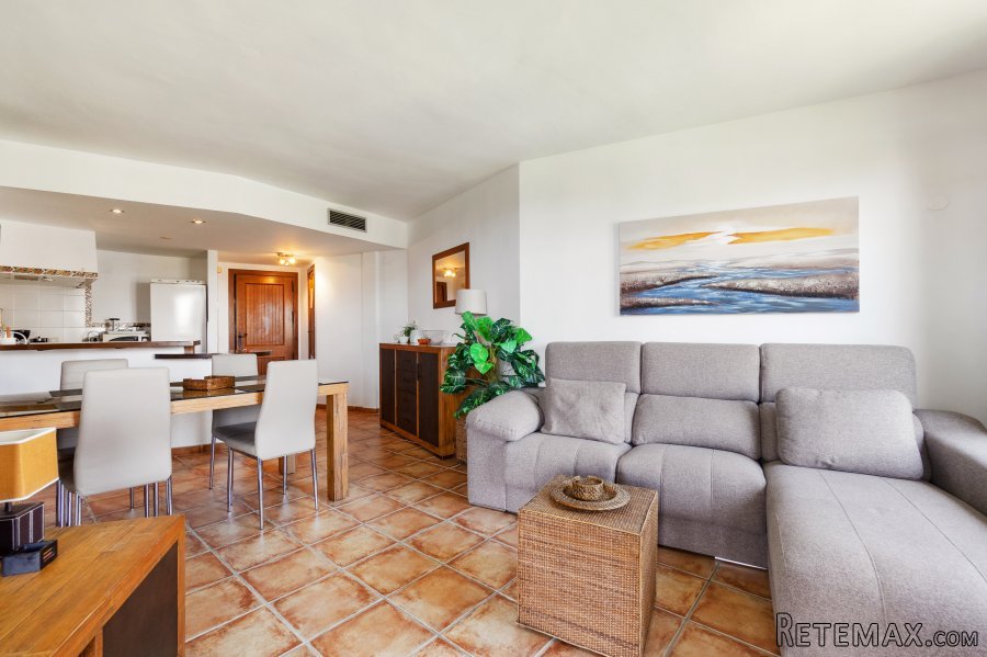 Punta Prima is an urbanization at the foot of the sea.. - 3