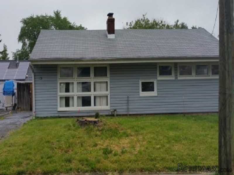 73 Silver Lake Ave Edison, NJ, 08817.. - 2