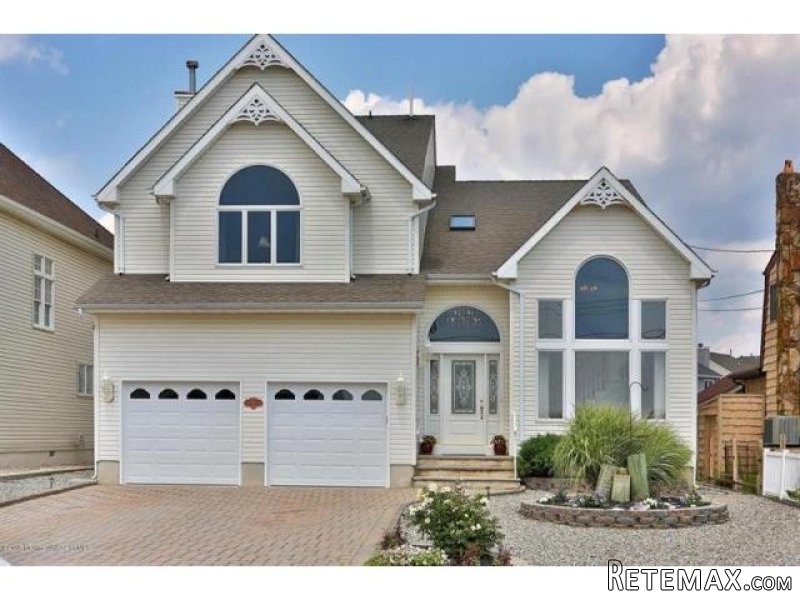 5 bedroom Flat For Sale: 68 Rochester.. - 2