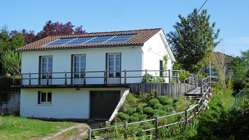Beautiful Bungalow On Two Levels With..