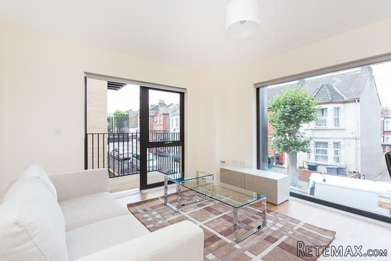 1 bedroom property to rent