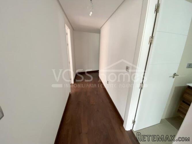 NEW LISTING TO VOSS HOMES - Recently built, modern 3 bed, 2.. - 10