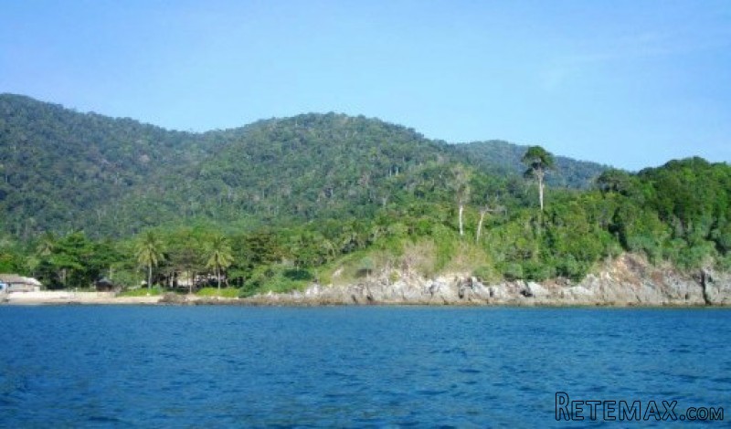 Seafront Land For Sale at Kantiang Bay..