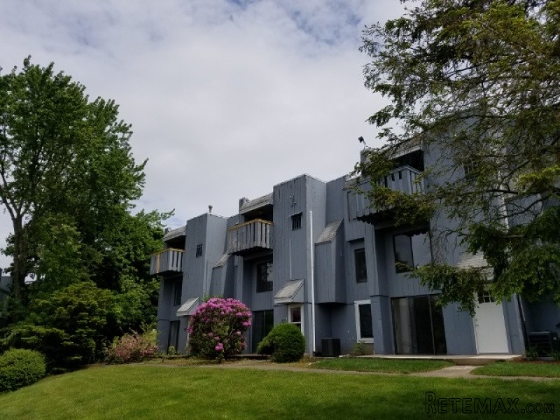 16 Cedar Court Unit D East Haven, CT.. - 2