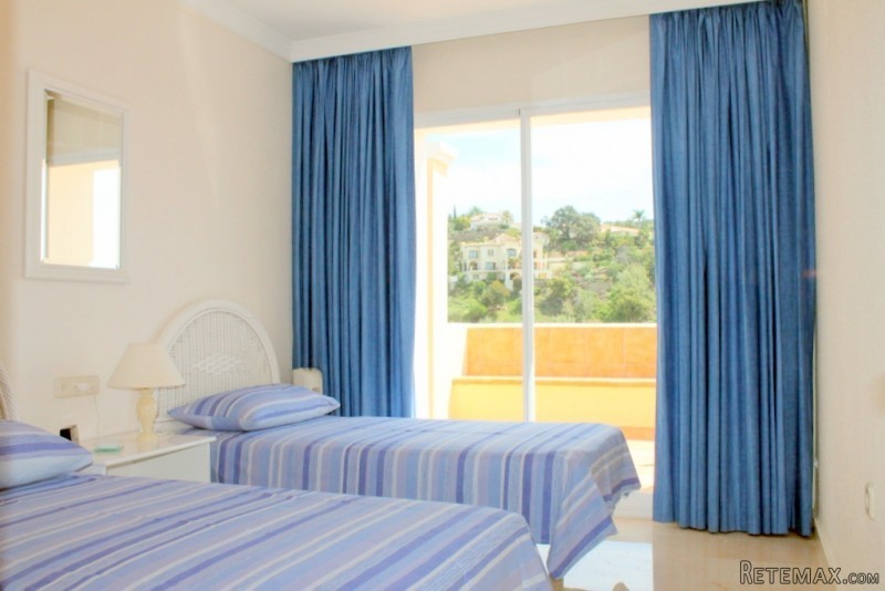 Panoramic Golf & Sea View Penthouse In..