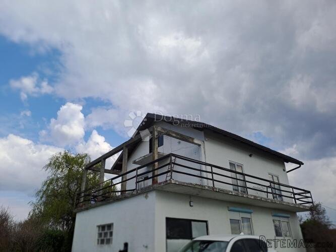 Prekrasan pogled i okućnica - 2
