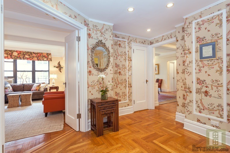 3 bedroom Apartment For Sale: 225 EAST..