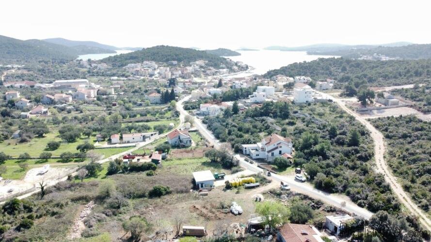 Tisno - građevinsko zemljište