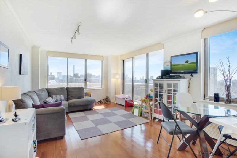 2 Bedrooms - Condo - New York State -..