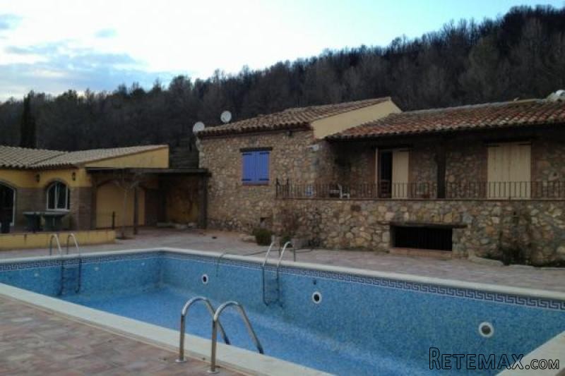 BIURE: Beautiful farm to renovate. - 2