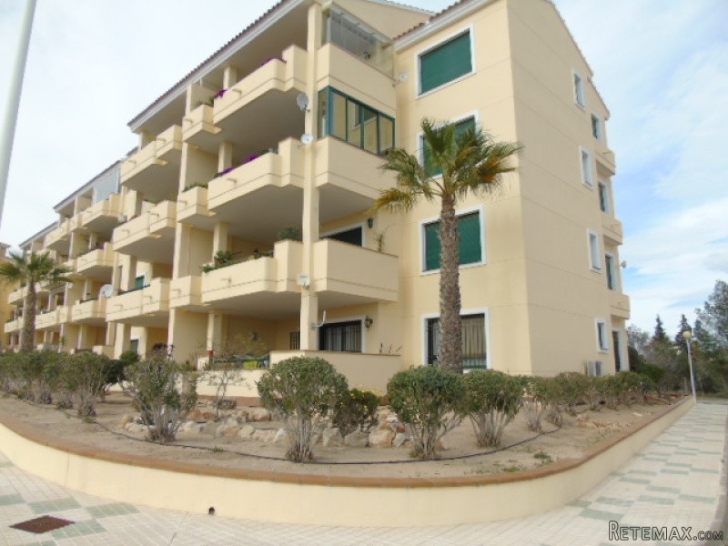 2 bedroom, 2 bathroom Apartment, (build..