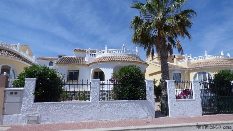 3 Bedrooms - Detached - Murcia - For..