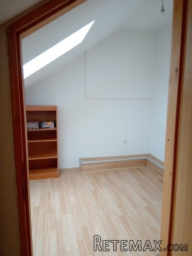 Odlicna lokacija,svetao,3.5-soban stan,4 sprat,lift - 10