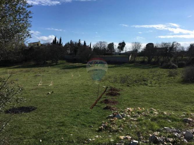 Zemljište na rubu urbanizacije - 2
