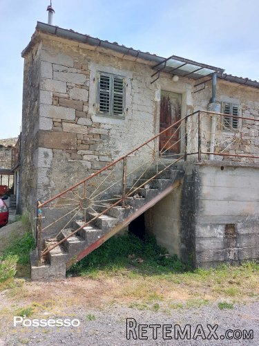buzet - kamena kuća - 2