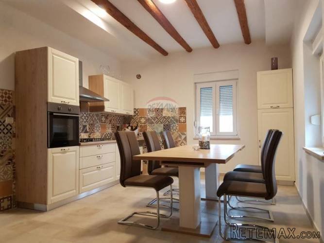 ISTRA,PULA, KAMENA -MODERNA VILLA sa bazenom u 0 zoni... - 2