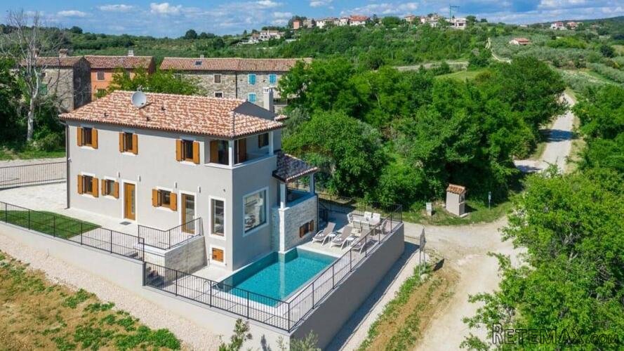 Istra,Buje,okolica-Vila s panoramskim pogledom