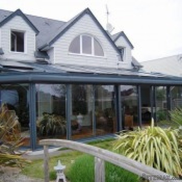 Contemporary House, Nice Plot