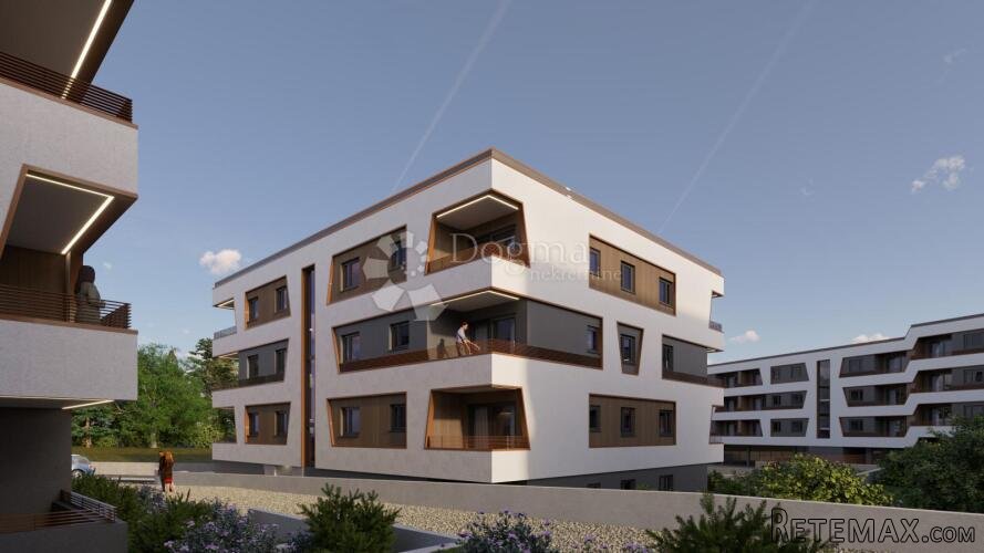 POREČ - Luksuzni stan u novogradnji 800m od mora