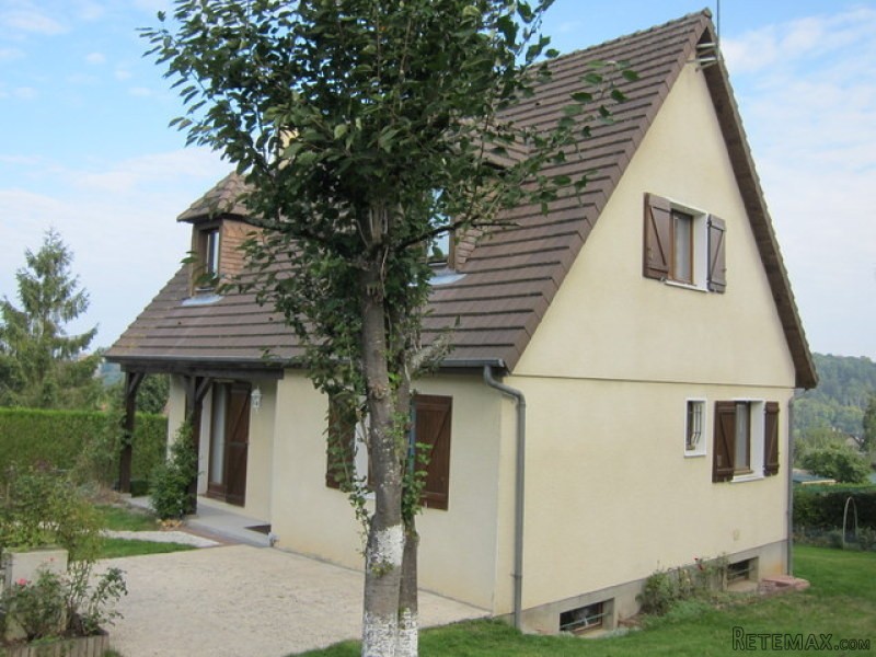 Traditional House For Sale