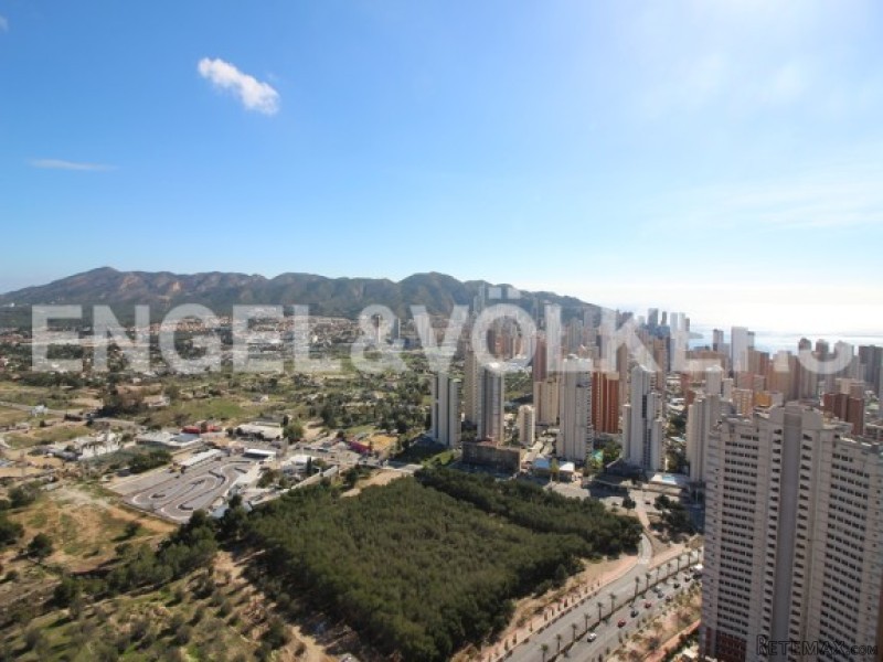 3 Bedrooms Apartments In Kronos Building - 2