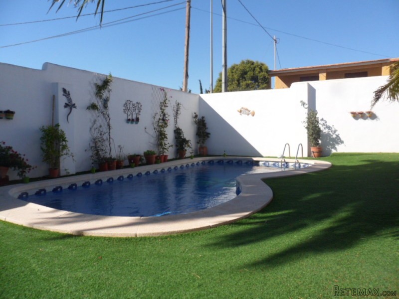 Villa For Sale.