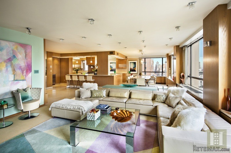 6 bedroom Apartment For Sale: 190 EAST..