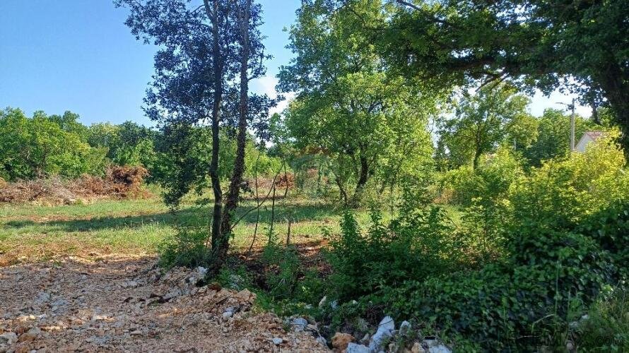 Istra,Rakalj okolica-parcela sa građevinskom dozvolom