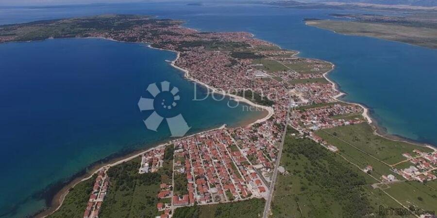 Zemljište na Viru