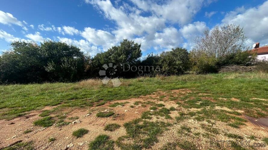Građevinsko zemljište 579 m², Šikići – Pula - 3