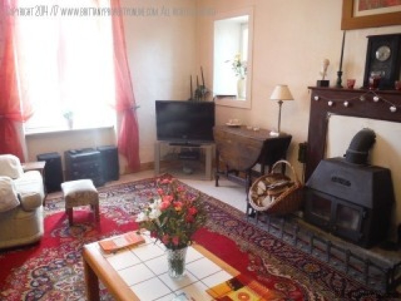4 bed property in village, with longere.. - 2