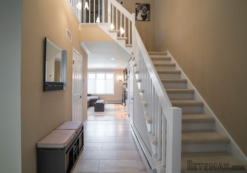 2 bedroom House For Sale: 85 Krystal.. - 2