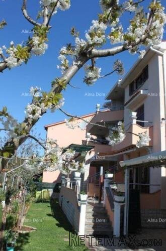 Apartmanska kuća sa 5 apartmana, svaki s predivnim pogledom..