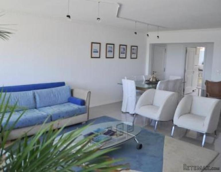 4 Bedroom Apartment - For Sale - San.. - 2