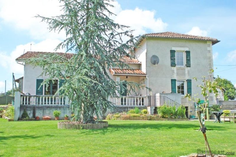 Maison Bourgeoise With Pool And Barn