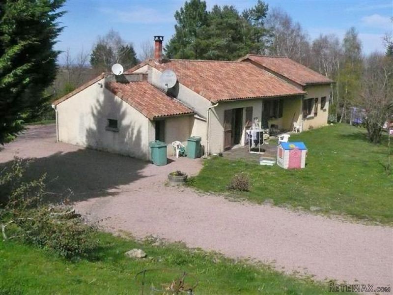 Traditional Villa With Garden And..