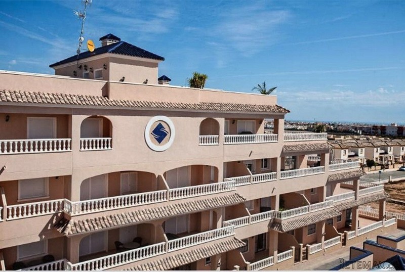 2 Bedrooms - Apartment - Alicante - For..