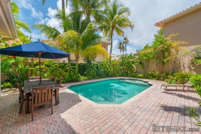 5 bedroom House For Sale: 1567 MARINER.. - 2
