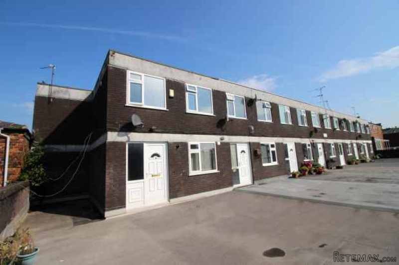 4 bedroom, Flat house for sale