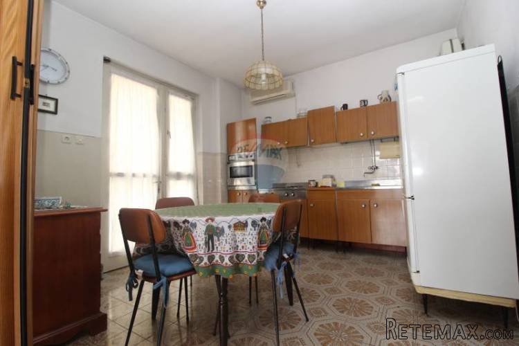 Kuća u centru Buja - 4