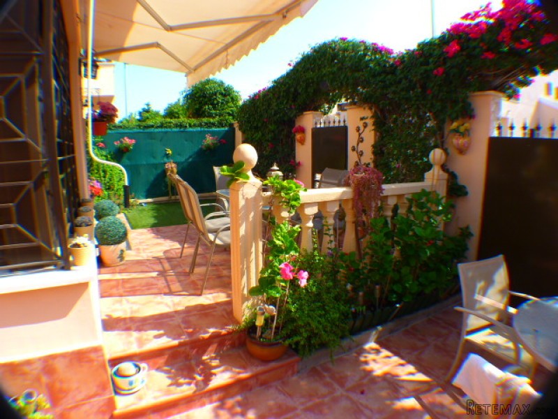 3 Bedrooms Town House For Sale